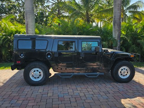 Used 2002 HUMMER H1 4-Door Wagon AWD/4WD image 6