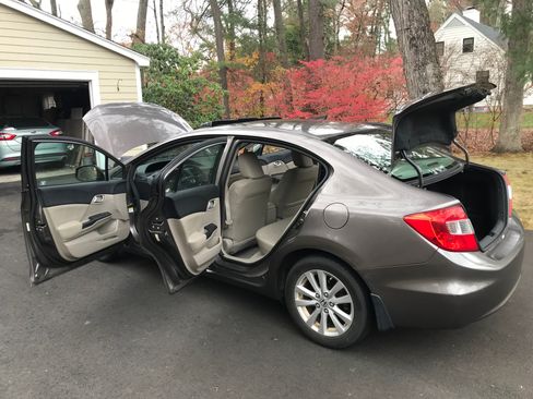 Used 2012 Honda Civic EX-L image 25