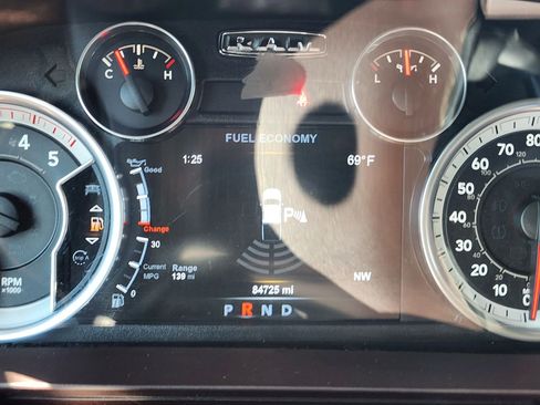 Used 2015 RAM 3500 Laramie image 11