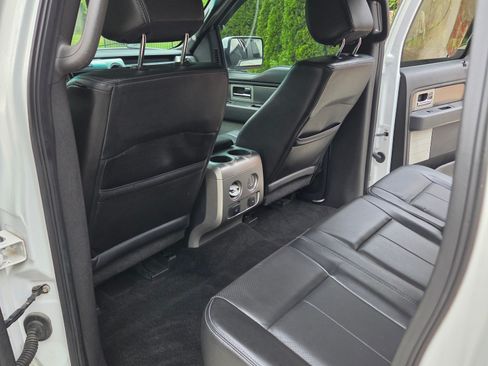 Used 2014 Ford F150 FX4 w/ Equipment Group 402A Luxury AWD/4WD image 17