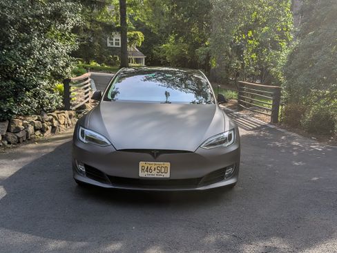 Used 2017 Tesla Model S 100D AWD/4WD image 2