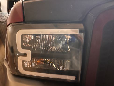 Used 2005 Ford Excursion Eddie Bauer image 14