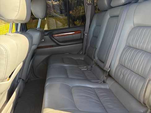 Used 1999 Lexus LX 470 4WD image 10