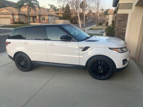 Used 2015 Land Rover Range Rover Sport HSE AWD/4WD image 15