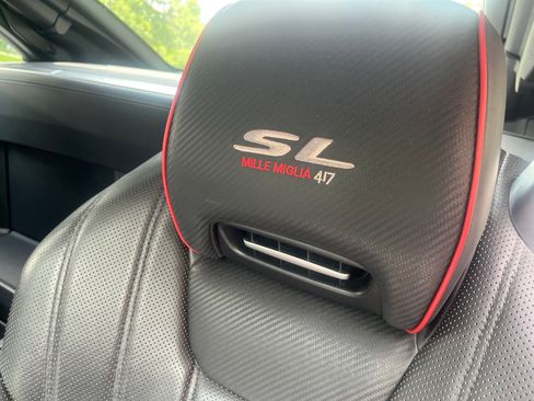 Used 2016 Mercedes-Benz SL 550 image 16