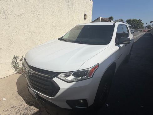 Used 2018 Chevrolet Traverse Premier w/ Redline Edition FWD image 17