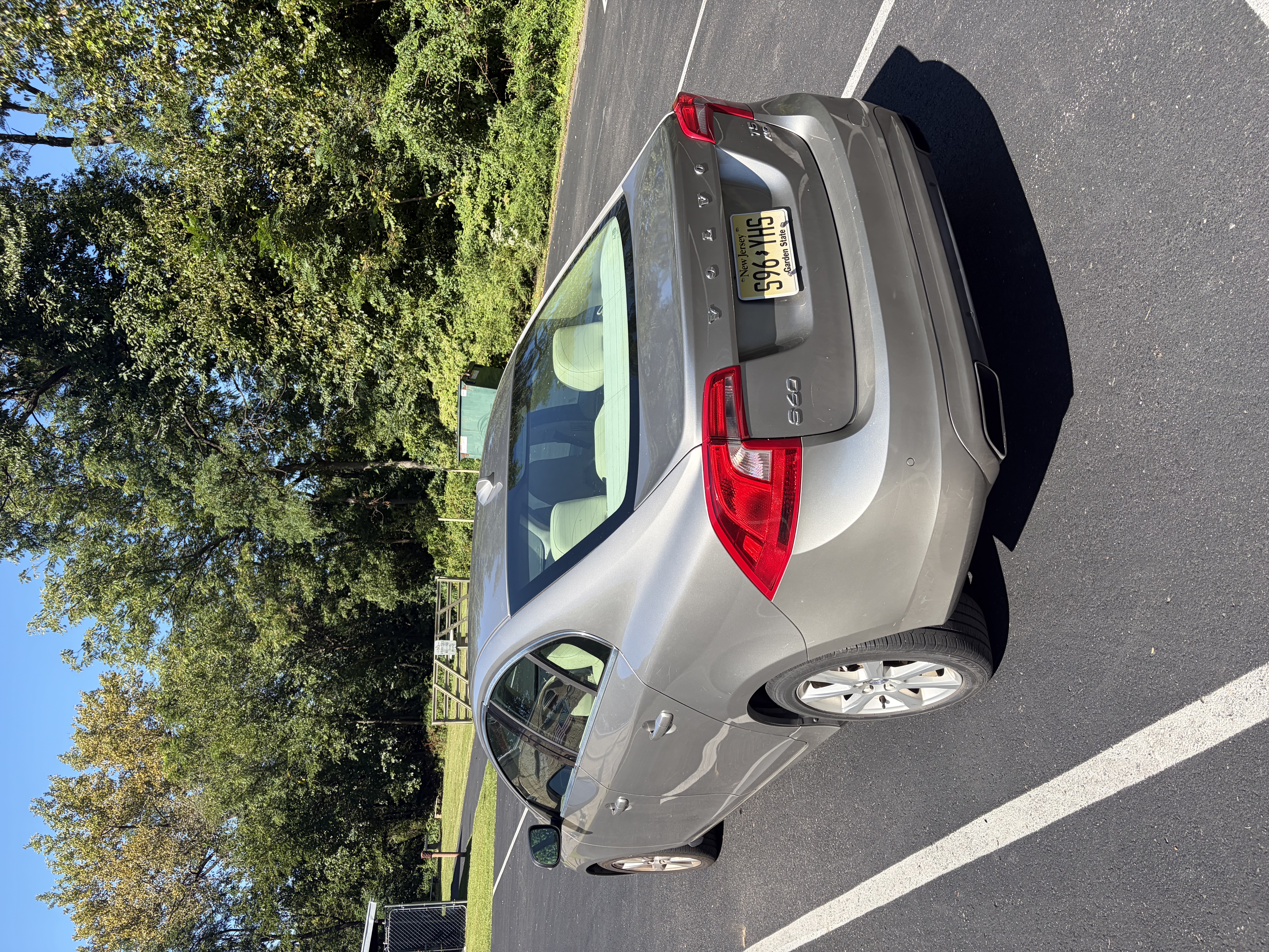 Used 2016 Volvo S60 T5 Premier AWD/4WD image 4