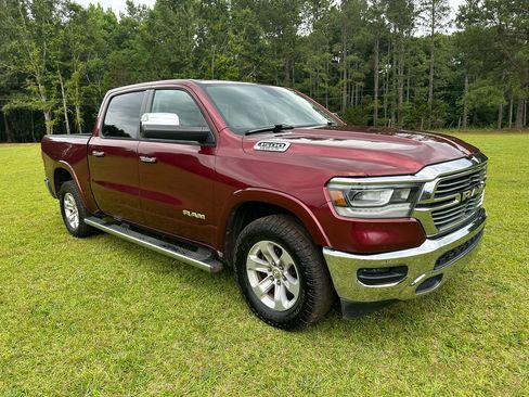 Used 2019 RAM 1500 Laramie w/ Trailer Tow Group AWD/4WD image 2