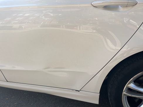 Used 2018 Ford Fusion SE image 29