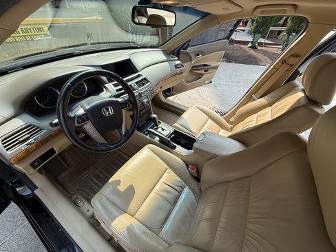 Used 2010 Honda Accord EX-L image 12