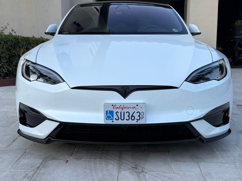 Used 2026 Tesla Model S Plaid AWD/4WD image 4