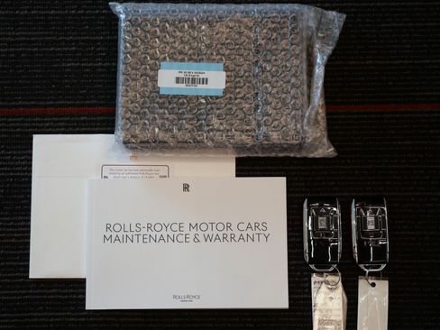 Used 2025 Rolls-Royce Spectre w/ Spectre Launch Package image 28