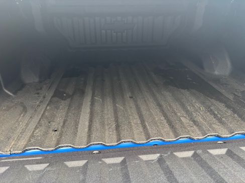 Used 2025 Chevrolet Colorado ZR2 w/ Technology Package image 9