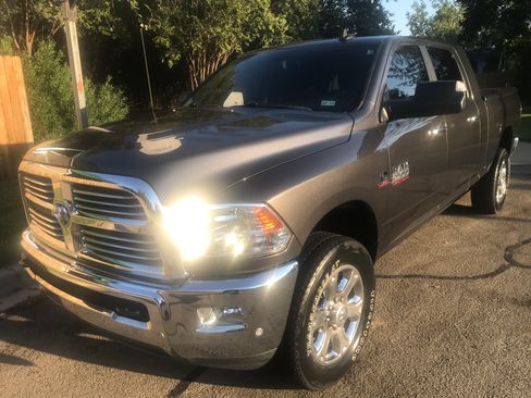 Used 2018 RAM 2500 Big Horn image 1