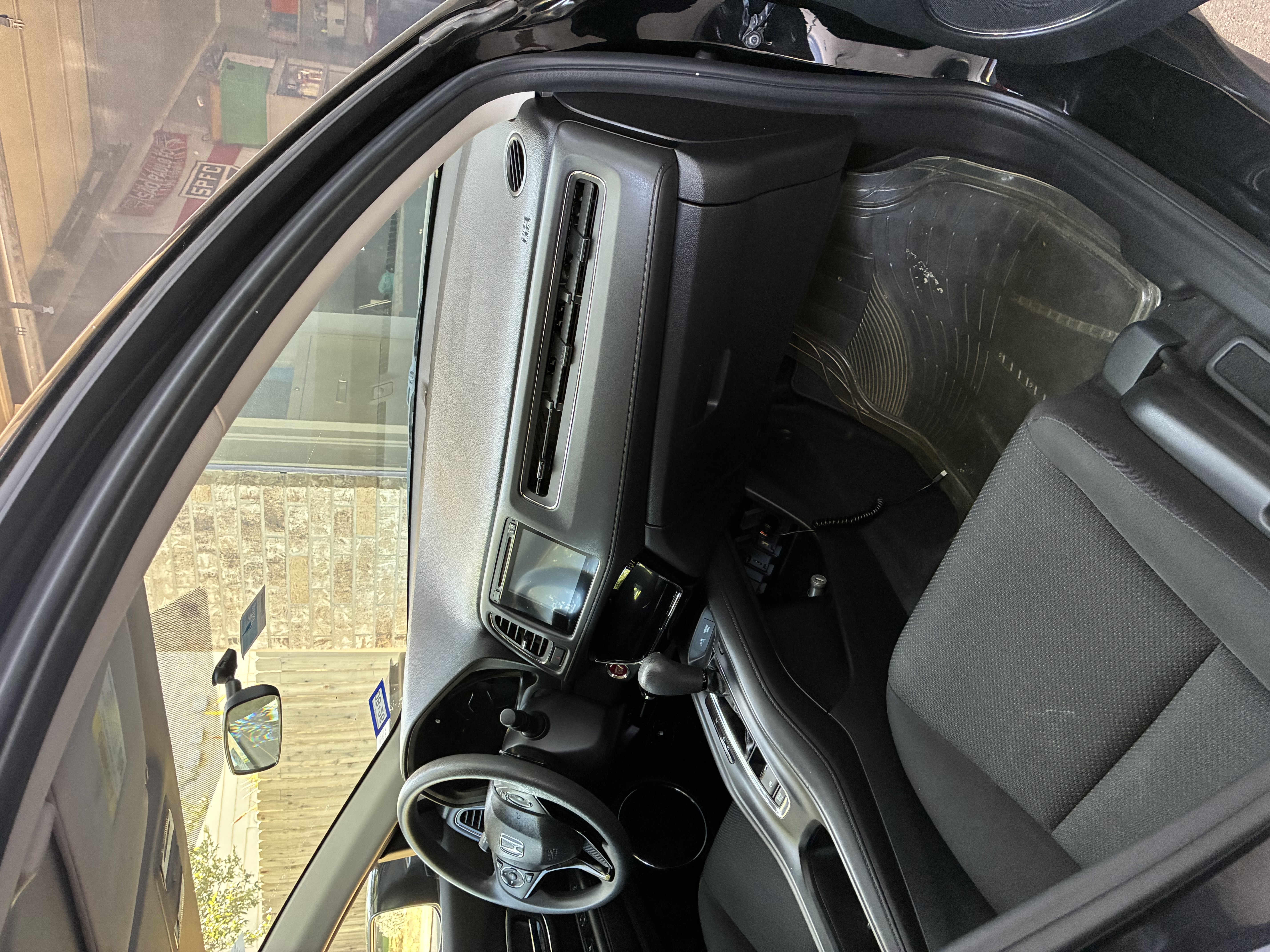 Used 2016 Honda HR-V EX image 8