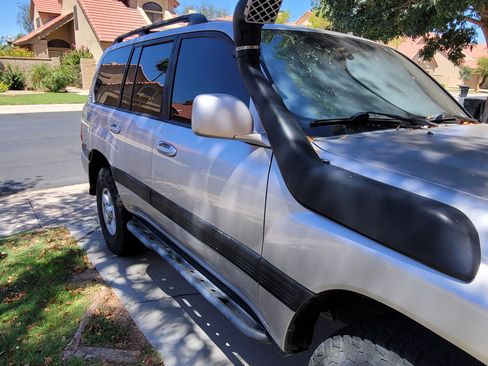 Used 1999 Toyota Land Cruiser AWD/4WD image 13