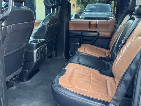 Used 2016 Ford F150 Limited w/ Trailer Tow Package image 10