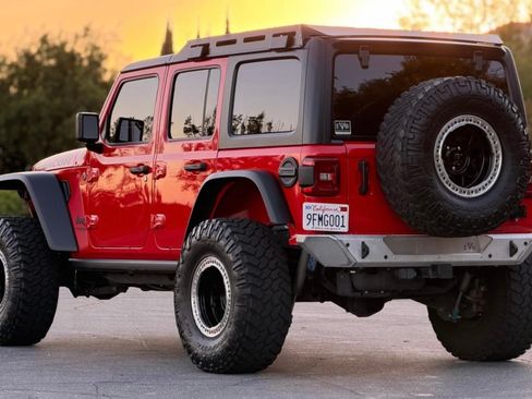Used 2021 Jeep Wrangler Unlimited Rubicon AWD/4WD image 5