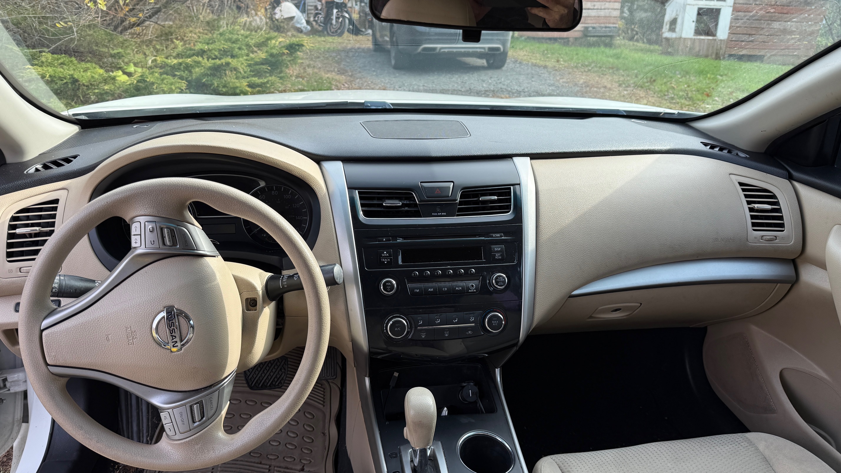 Used 2015 Nissan Altima 2.5 S w/ Power Driver Seat Package FWD image 10