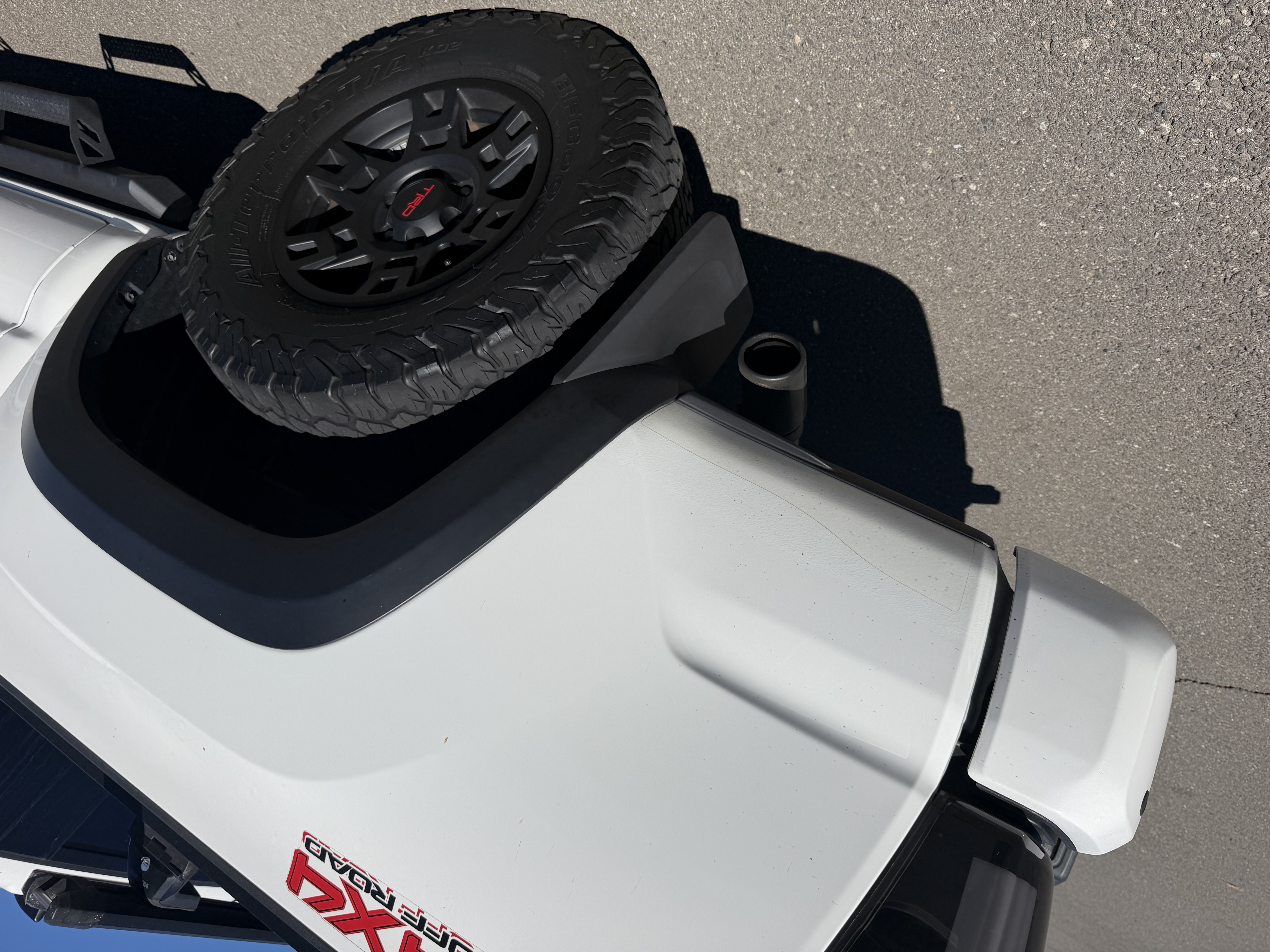 Used 2021 Toyota Tacoma TRD Off-Road w/ Technology Package AWD/4WD image 20
