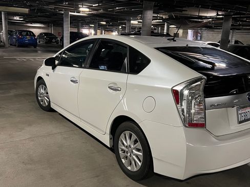 Used 2014 Toyota Prius Prime Advanced image 1