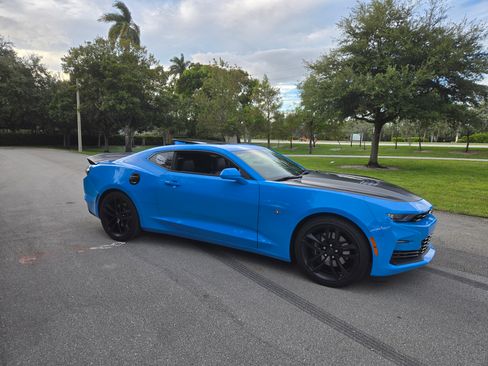 Used 2023 Chevrolet Camaro SS image 5