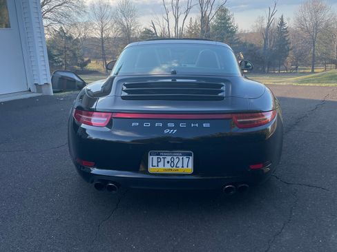 Used 2015 Porsche 911 Targa 4S AWD/4WD image 9