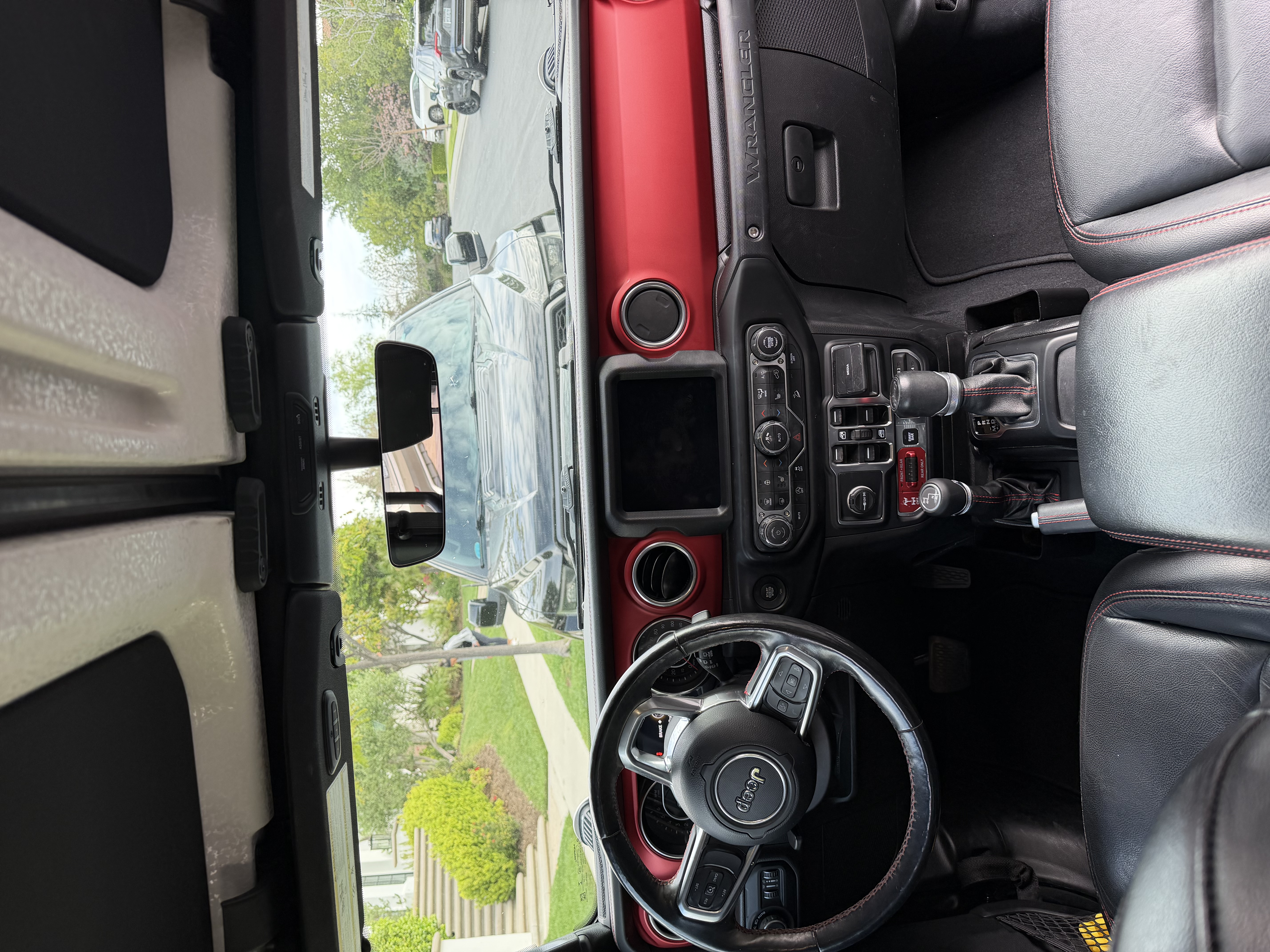 Used 2019 Jeep Wrangler Unlimited Rubicon AWD/4WD image 8