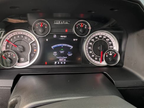 Used 2015 RAM 1500 Sport w/ Convenience Group image 15