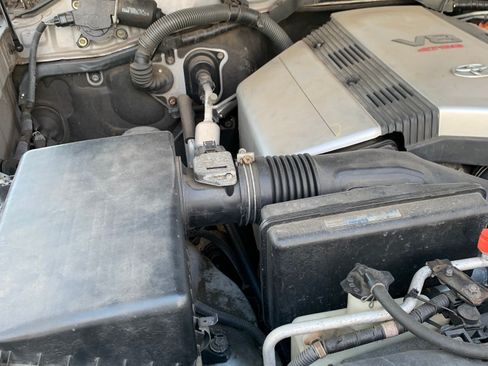 Used 1999 Toyota Land Cruiser image 13