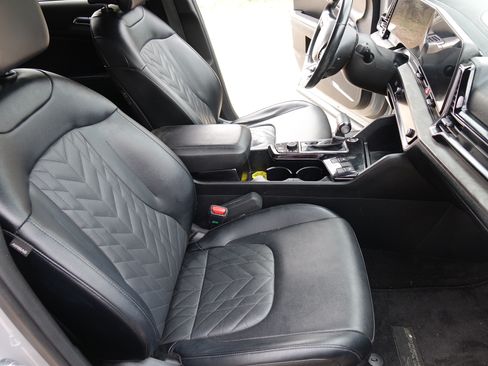 Used 2023 Kia Sportage X-Line w/ X-Line Premium Package image 12