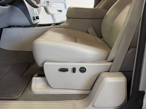 Used 2013 GMC Sierra 1500 SLT w/ Max Trailering Pack image 17