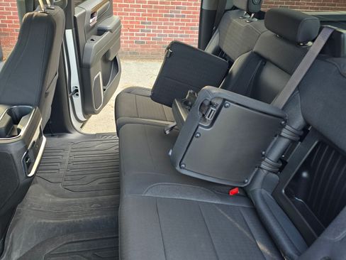 Used 2023 GMC Sierra 1500 Elevation image 16