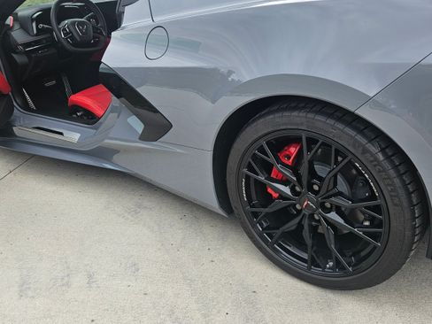 Used 2024 Chevrolet Corvette Stingray Preferred Cpe w/ Stealth Interior Trim Package image 17