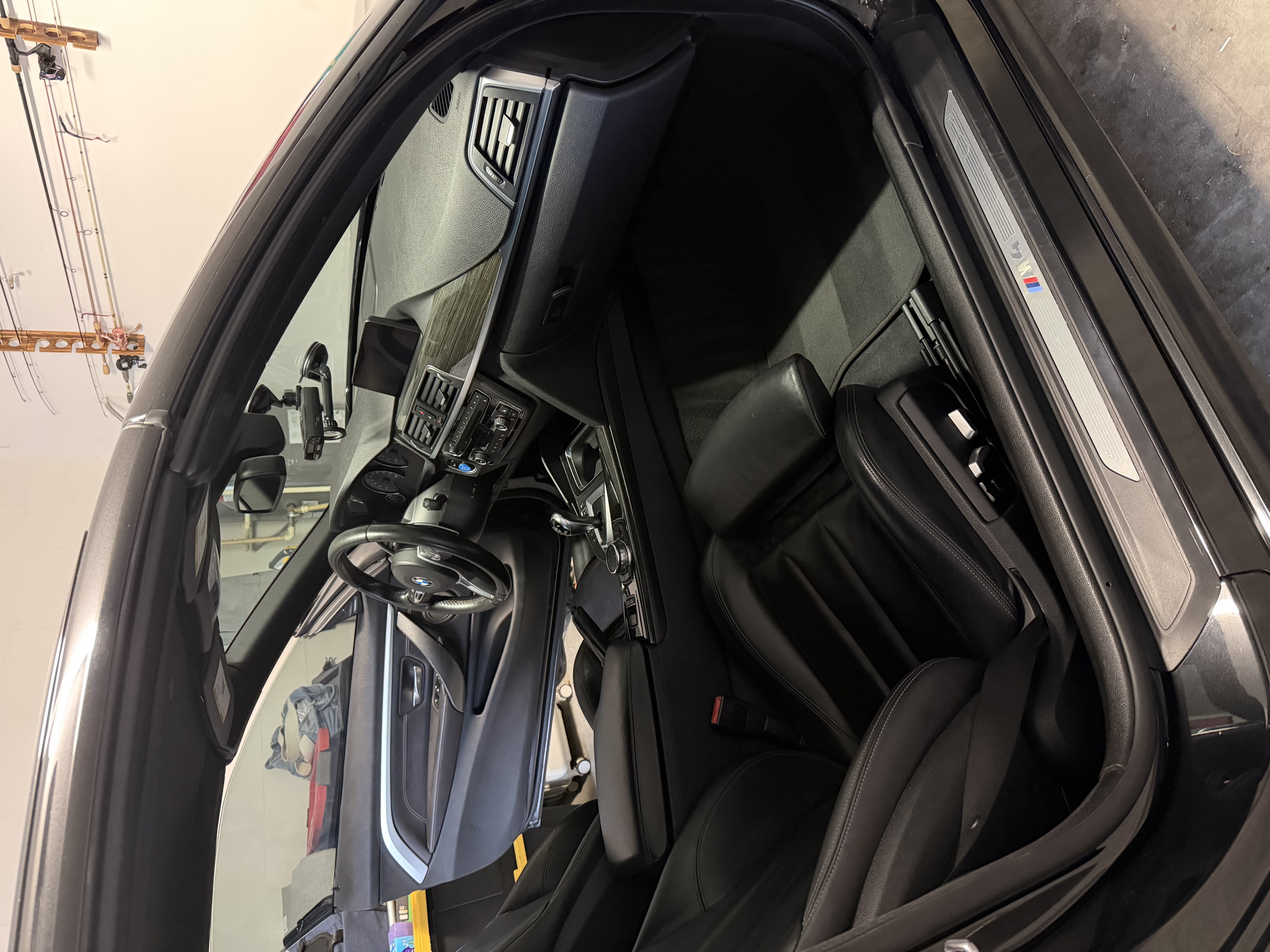 Used 2016 BMW M4 Convertible RWD image 6