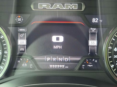 Used 2023 RAM 1500 Laramie AWD/4WD image 19