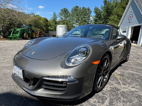 Used 2015 Porsche 911 Targa 4S AWD/4WD image 1