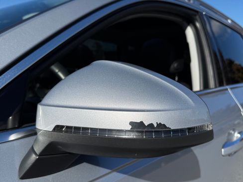 Used 2018 Audi A4 2.0T allroad Prestige w/ Prestige Package image 17