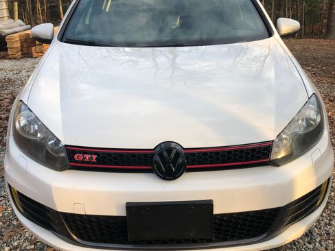 Used 2014 Volkswagen GTI Wolfsburg Edition image 1