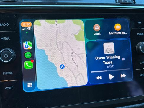 Used 2018 Volkswagen Tiguan SE w/ 3rd Row Seat Package image 11