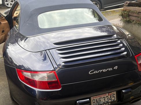 Used 2007 Porsche 911 Carrera 4 image 12