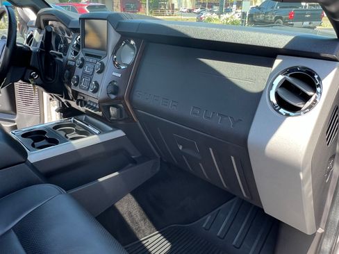 Used 2015 Ford F350 Lariat w/ Lariat Ultimate Package AWD/4WD image 26