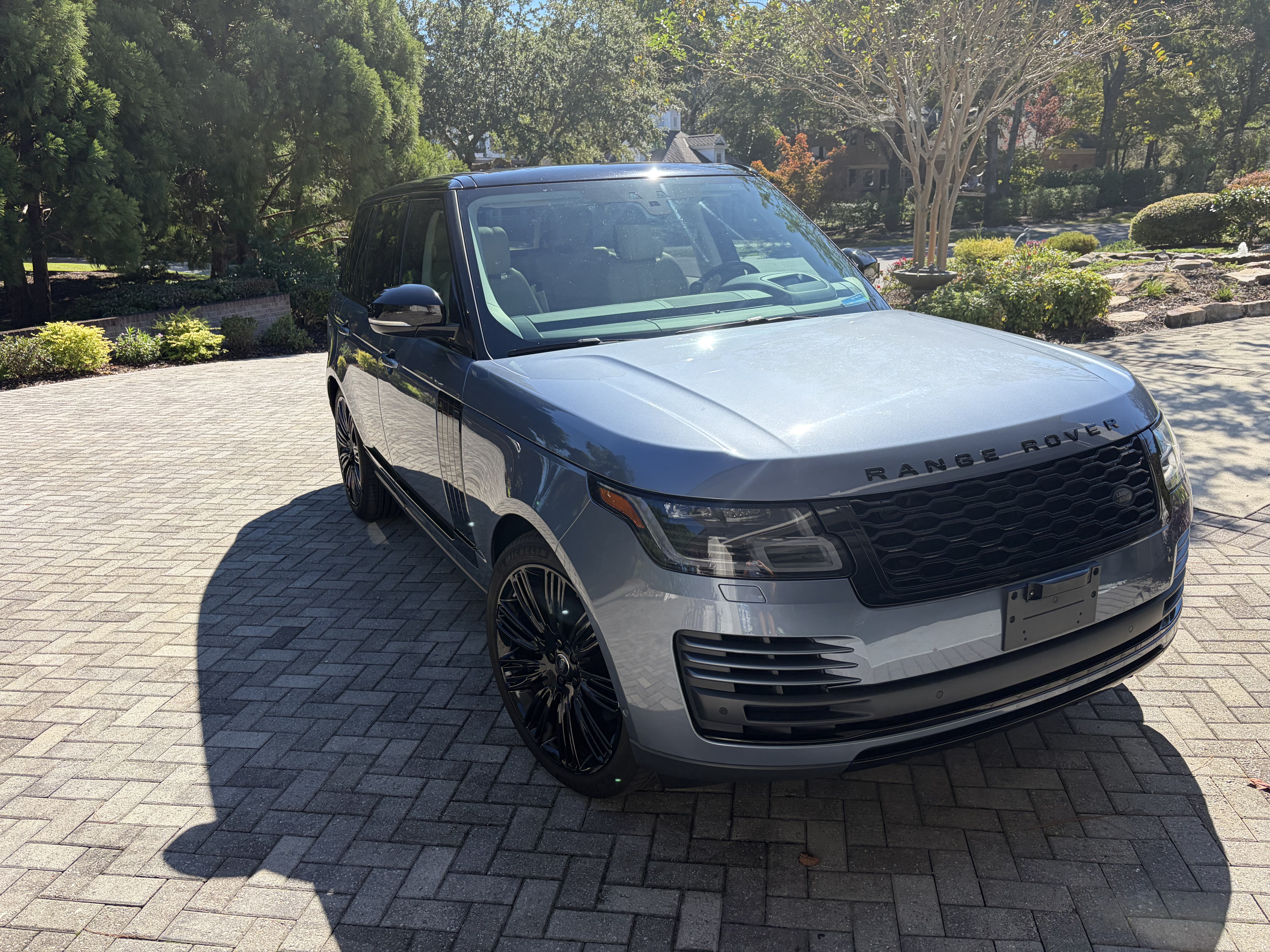 Used 2019 Land Rover Range Rover HSE AWD/4WD image 4