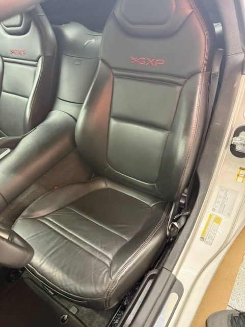 Used 2009 Pontiac Solstice GXP w/ Premium Package RWD image 12