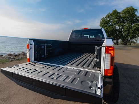 Used 2019 Ford F250 King Ranch w/ King Ranch Ultimate Package image 2