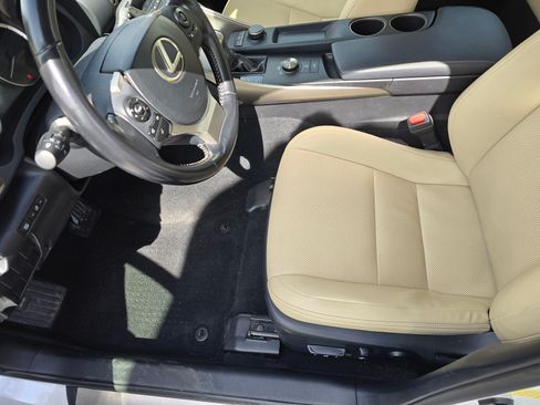 Used 2016 Lexus IS 300 AWD w/ Premium Package image 23