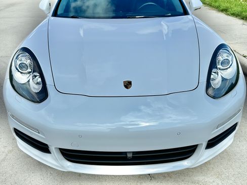 Used 2014 Porsche Panamera S image 6