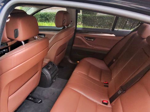 Used 2011 BMW 528i Sedan RWD image 6