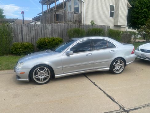 Used 2005 Mercedes-Benz C 55 AMG Sedan image 26