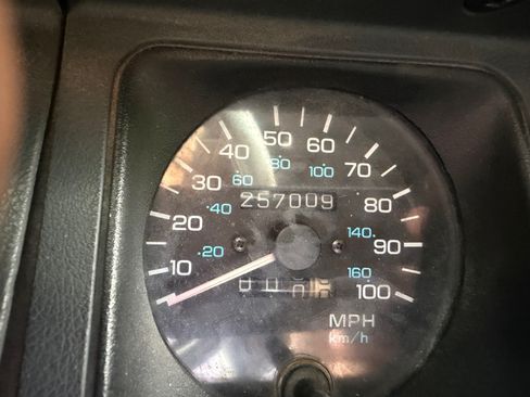 Used 1994 Jeep Wrangler SE image 10